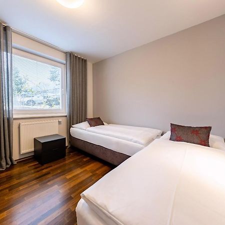 Der Sonnberg Alpinlodges - Apartments Mit Seeblick, Privater Sauna Und Self Check-In Целль-ам-Зе Экстерьер фото