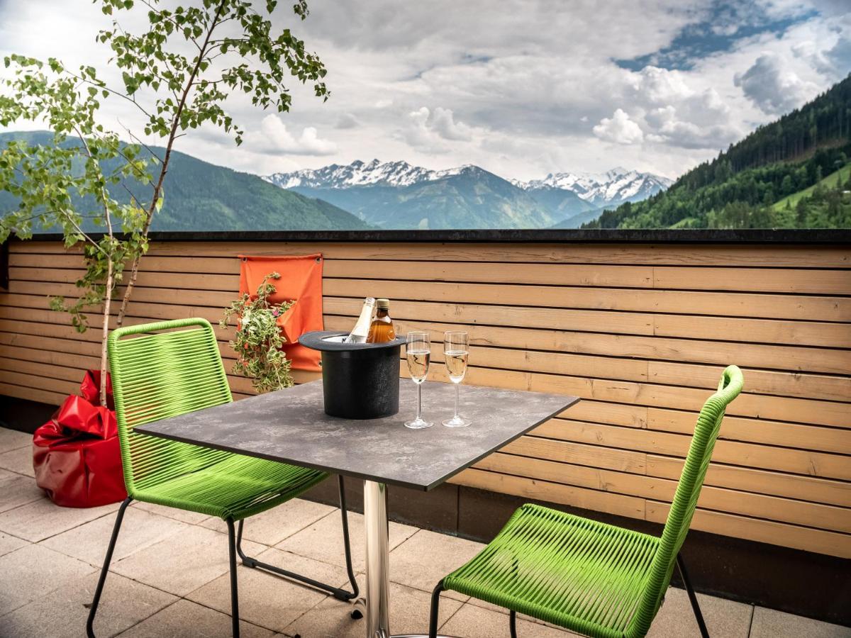 Der Sonnberg Alpinlodges - Apartments Mit Seeblick, Privater Sauna Und Self Check-In Целль-ам-Зе Экстерьер фото