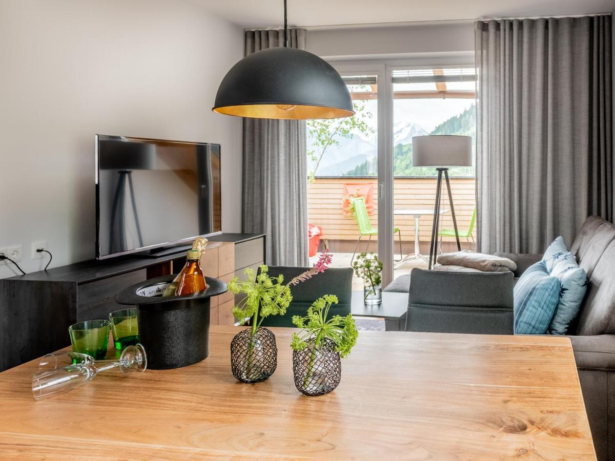 Der Sonnberg Alpinlodges - Apartments Mit Seeblick, Privater Sauna Und Self Check-In Целль-ам-Зе Экстерьер фото